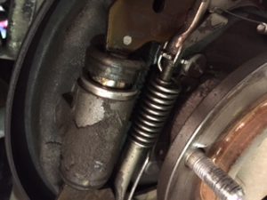 Faulty wheel cylinder